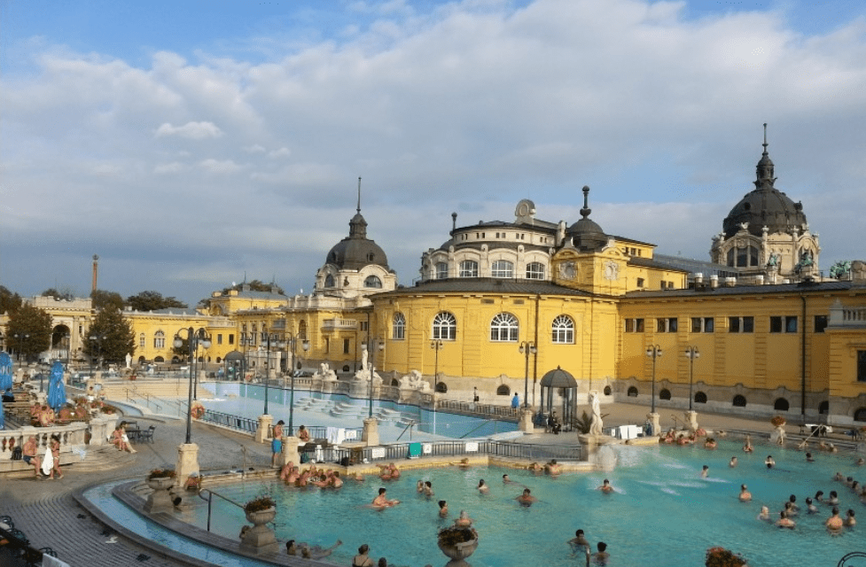 Széchenyi thermal bath